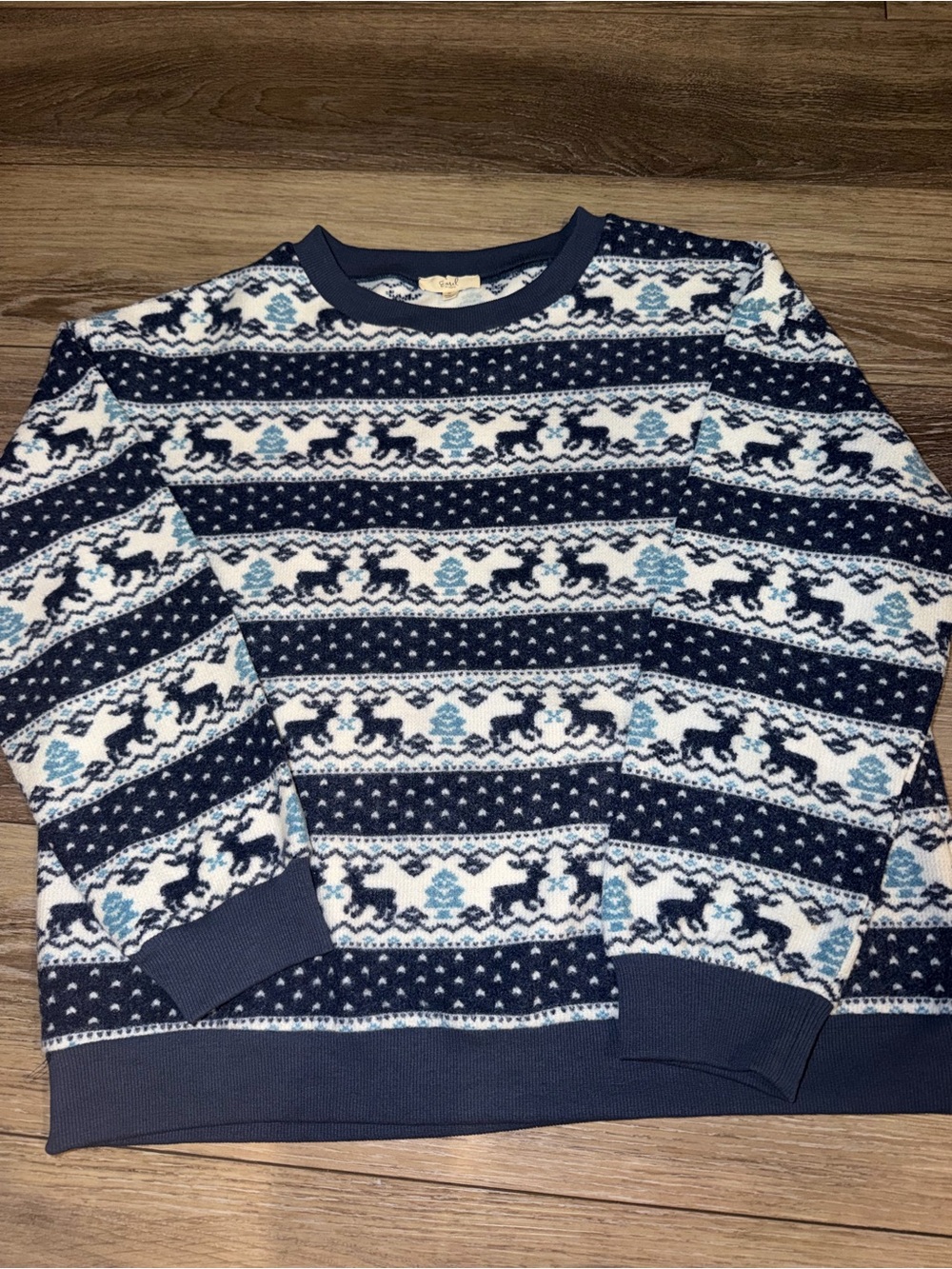 Easel Navy and White Knit Sweater